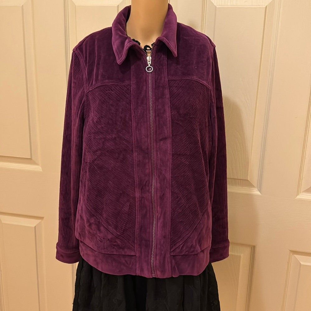 Alfred Dunner Women’s Purple Velour Zipper Jacket Size 12